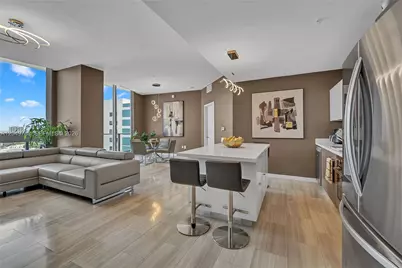 1010 SW 2nd Ave #2201, Miami, FL 33130 - Photo 10