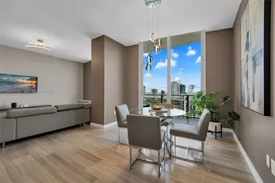1010 SW 2nd Ave #2201, Miami, FL 33130 - Photo 18