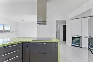 10720 NW 66th St, Doral, FL 33178 - Photo 14