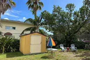 2640 NE 8th Ave, Wilton Manors, FL 33334 - Photo 30