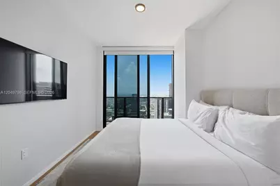 398 NE 5th St #4719, Miami, FL 33132 - Photo 18