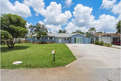 6595 Massachusetts Dr, Lake Worth, FL 33462 - Photo 4