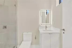 2889 SW 35th Ave, Miami, FL 33133 - Photo 26