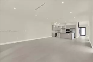 2889 SW 35th Ave, Miami, FL 33133 - Photo 14
