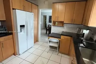 [Address not provided], Miami Beach, FL 33140 - Photo 4