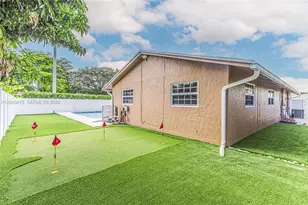 2403 SW 12th Ct, Deerfield Beach, FL 33442 - Photo 30