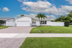 2403 SW 12th Ct, Deerfield Beach, FL 33442 - Photo 2