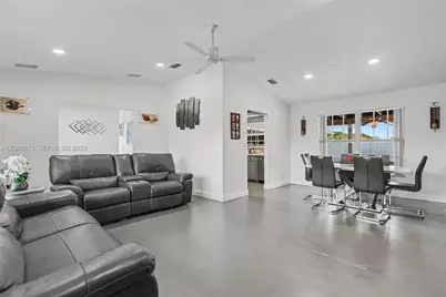 2403 SW 12th Ct, Deerfield Beach, FL 33442 - Photo 10