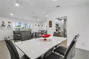 2403 SW 12th Ct, Deerfield Beach, FL 33442 - Photo 8