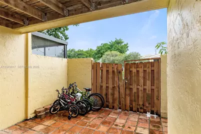 1580 NW 93rd Ave #300, Pembroke Pines, FL 33024 - Photo 16