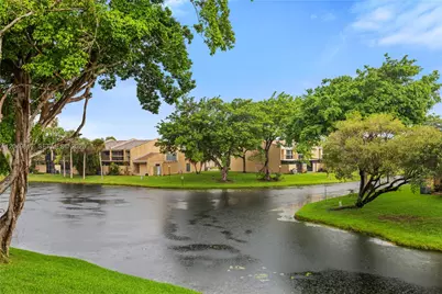 1580 NW 93rd Ave #300, Pembroke Pines, FL 33024 - Photo 14