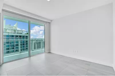 1080 Brickell Ave #4109, Miami, FL 33131 - Photo 8