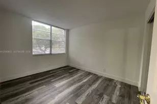 9441 Live Oak Pl, Davie, FL 33324 - Photo 16