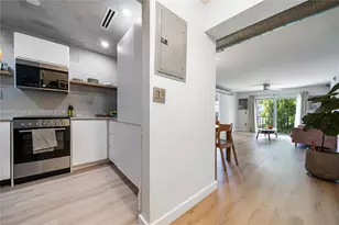 1900 Meridian Ave, Miami Beach, FL 33139 - Photo 10