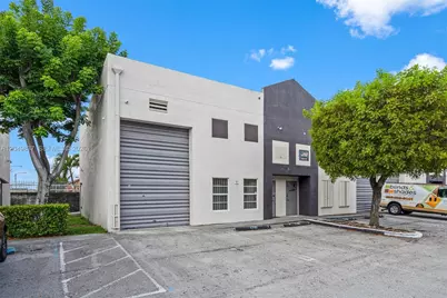 7701 W 26th Ave #E-7, Hialeah, FL 33016 - Photo 2
