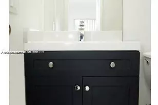 9365 Fontainebleau Blvd, Miami, FL 33172 - Photo 10