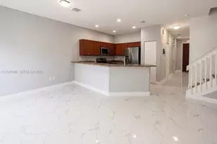 23570 SW 113th Path, Homestead, FL 33032 - Photo 6