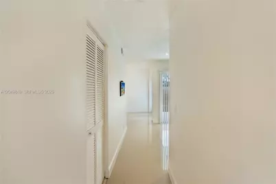 9587 SW 148th Ave Cir S, Miami, FL 33196 - Photo 10