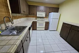 12340 SW 41st St, Miami, FL 33175 - Photo 6