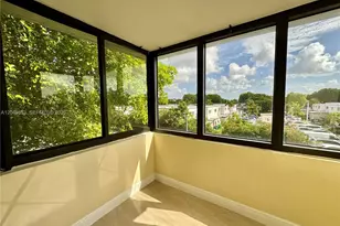 8215 SW 152nd Ave, Miami, FL 33193 - Photo 16