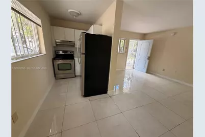 1194 NW 19th Ave #1, Miami, FL 33125 - Photo 4