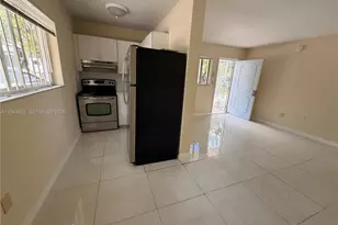 1194 NW 19th Ave, Miami, FL 33125 - Photo 4