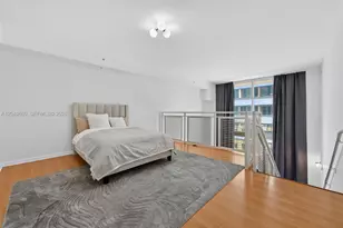 253 NE 2nd St, Miami, FL 33132 - Photo 10