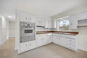 1380 W 60th Terrace, Hialeah, FL 33012 - Photo 38