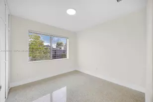 1380 W 60th Terrace, Hialeah, FL 33012 - Photo 12