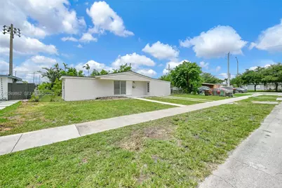 1380 W 60th Ter, Hialeah, FL 33012 - Photo 2