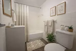 143 SW 9th St, Miami, FL 33130 - Photo 6