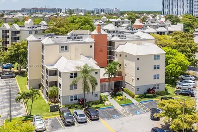 8333 Lake Dr #102, Doral, FL 33166 - Photo 1