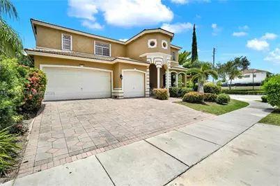 20765 SW 89th Ave, Cutler Bay, FL 33189 - Photo 2