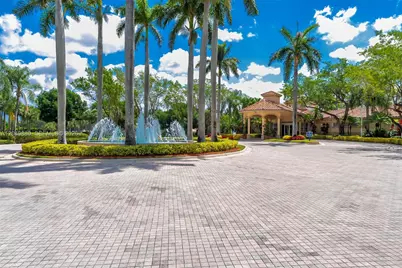 1811 NW 168th Ave, Pembroke Pines, FL 33028 - Photo 58