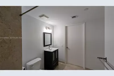 350 S Miami Ave #704, Miami, FL 33130 - Photo 18