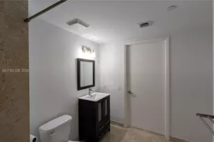350 S Miami Ave, Miami, FL 33130 - Photo 18
