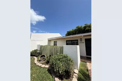 12305 SW 115th Ter #-, Miami, FL 33186 - Photo 4