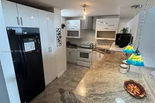 6450 Collins Ave, Miami Beach, FL 33141 - Photo 2