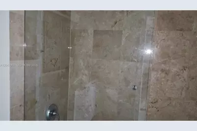 1800 N Bayshore Dr #3310, Miami, FL 33132 - Photo 10