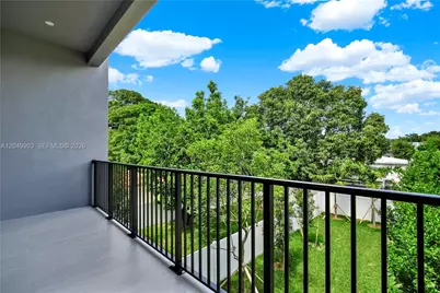 2889 SW 35th Ave #2889, Miami, FL 33133 - Photo 48