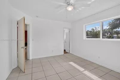 130 NW 78th Ave, Pembroke Pines, FL 33024 - Photo 26