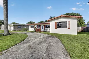 130 NW 78th Ave, Pembroke Pines, FL 33024 - Photo 50