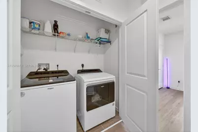826 SE 17th St, Homestead, FL 33034 - Photo 18