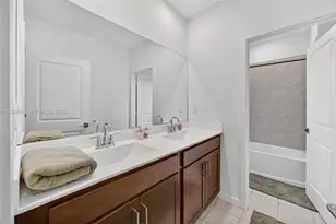826 SE 17th St, Homestead, FL 33034 - Photo 22