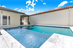 15241 NW 89th Ave, Miami Lakes, FL 33018 - Photo 10