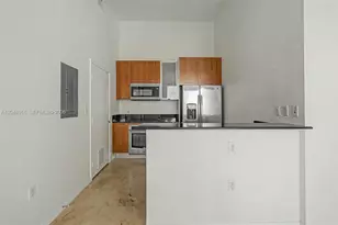 9055 SW 73rd Ct, Miami, FL 33156 - Photo 8
