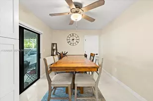 40 NW 119th St, Miami, FL 33168 - Photo 10