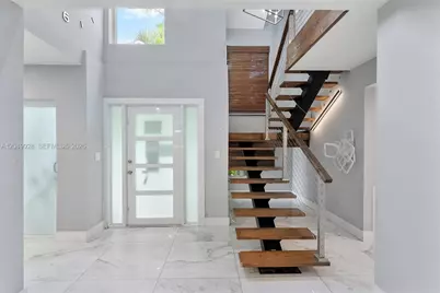 2055 NW 9th St, Delray Beach, FL 33445 - Photo 12
