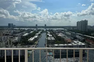 290 174th St, Sunny Isles Beach, FL 33160 - Photo 2