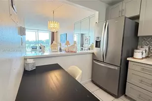 2206 S Cypress Bend Dr, Pompano Beach, FL 33069 - Photo 20